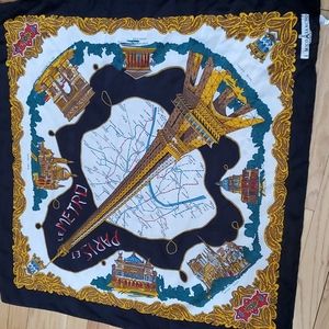 Beautiful scarf with Eiffel tower.